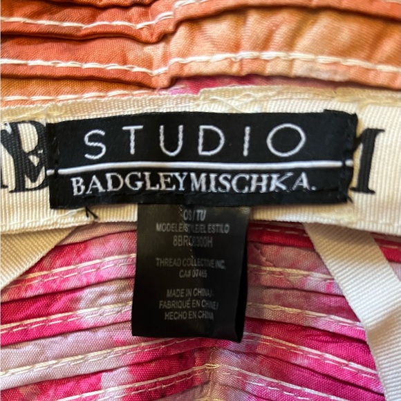 Badgley Mischka Woven Bucket Hat with Adjustable Drawcord - Picture 6 of 6